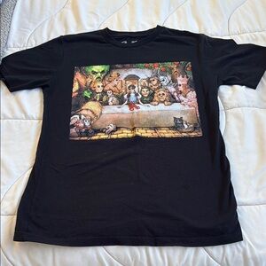 Black Graphic Tee - Short Sleeve